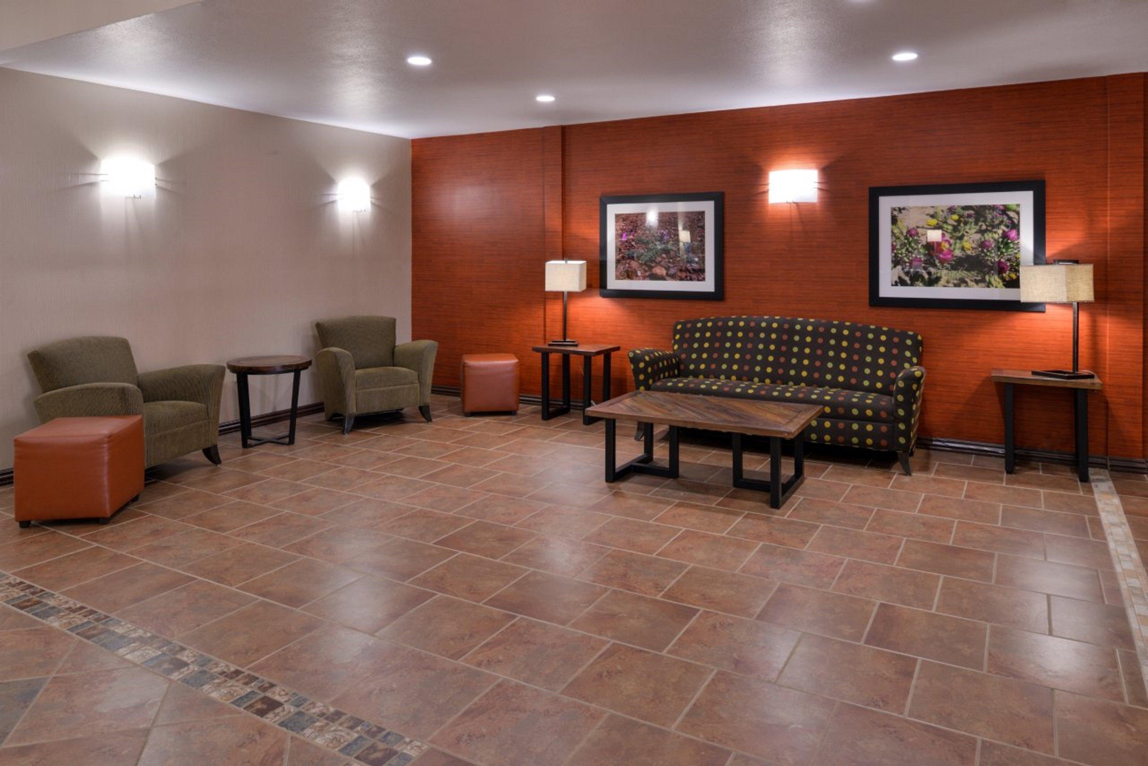 Holiday Inn Express Kingman By Ihg Exterior photo